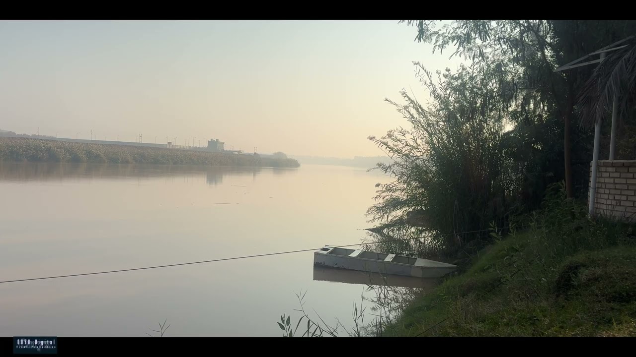 CHILLING MUSIC IN IRAQ BY THE RIVER