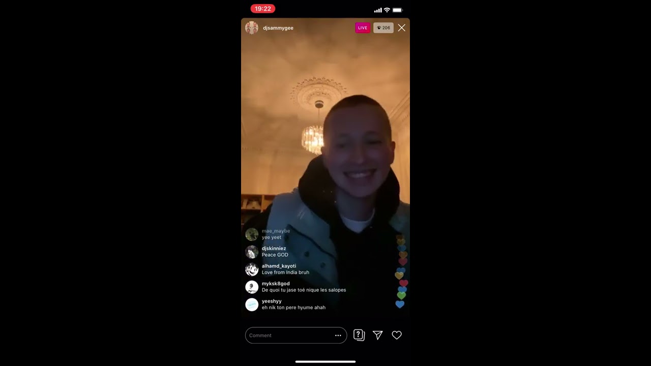Sam Gellaitry blessing ears in this live-stream