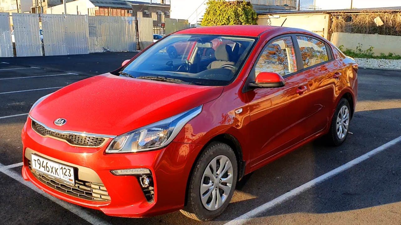 ОБЗОР KIA RIO НА АВТОМАТЕ - КРУТОЙ СПОРТИВНЫЙ САЛОН!