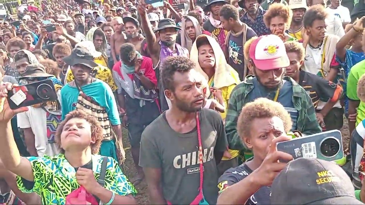 Hendry Allen  play live at mask festival E.N.B.P Papua new guinea 🇵🇬