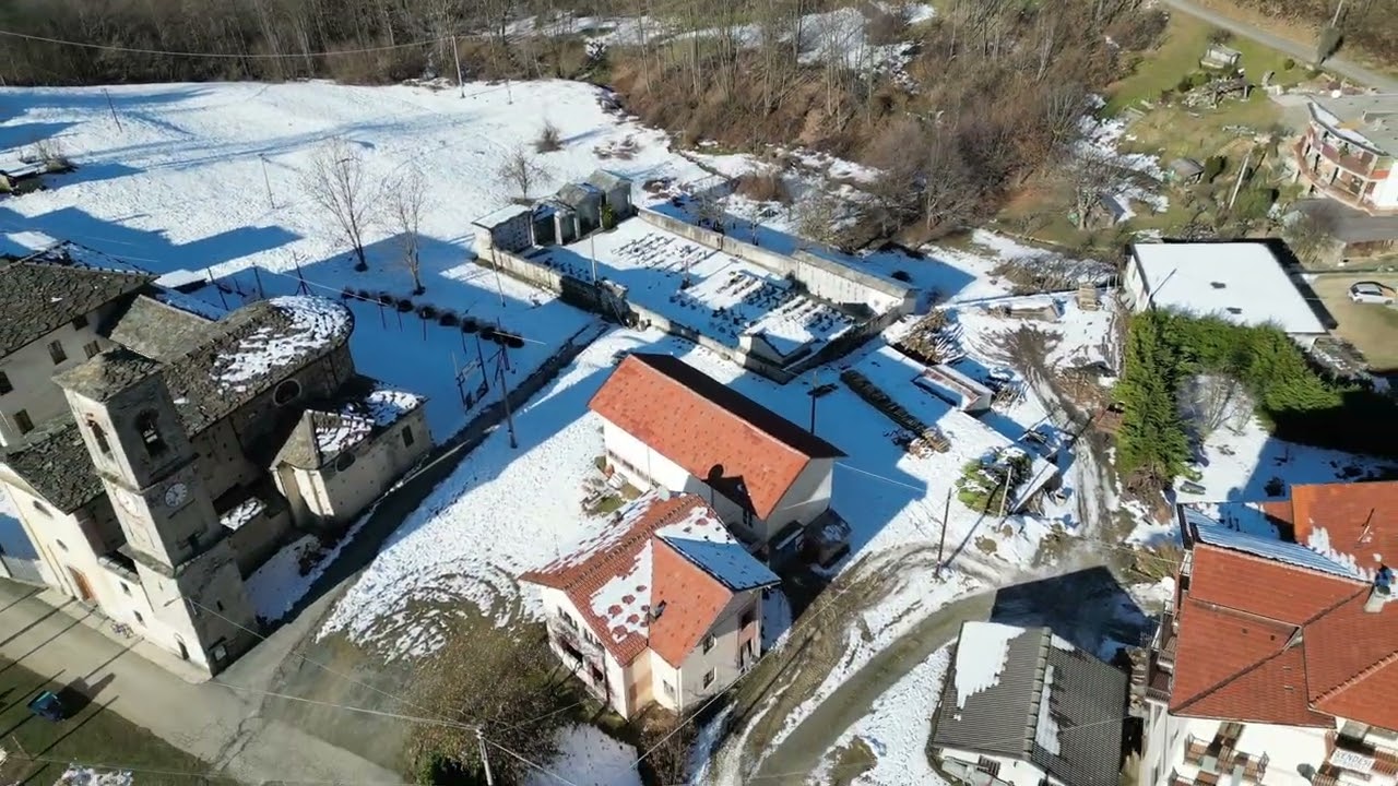 Volo sopra la chiesa di Piano Audi 