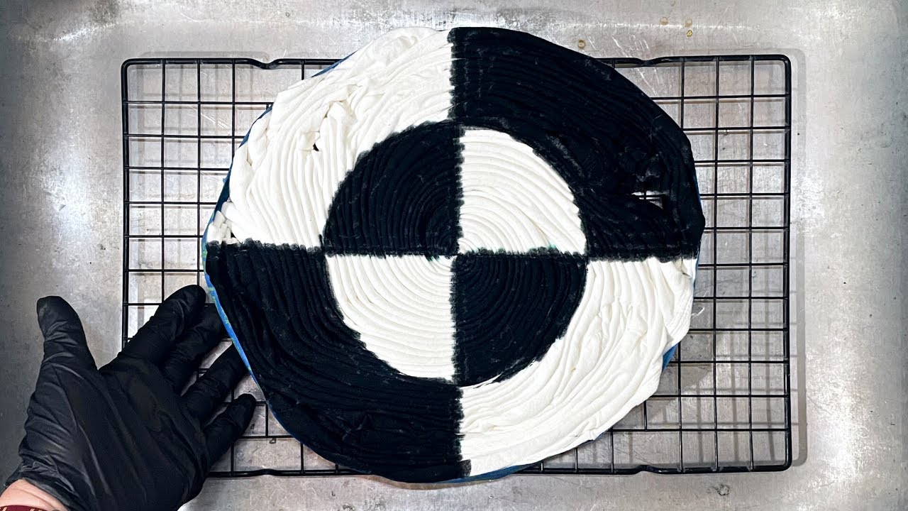 How to Tie Dye | Pattern #570 | Monochrome Switch-A-Roo Spiral (BONUS TIP - KEEPING THE WHITE WHITE)