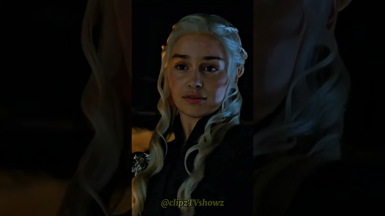 Daenerys Targaryen is in love with Jon Snow 😳😂|| #gameofthrones #daenerystargaryen #shorts #got