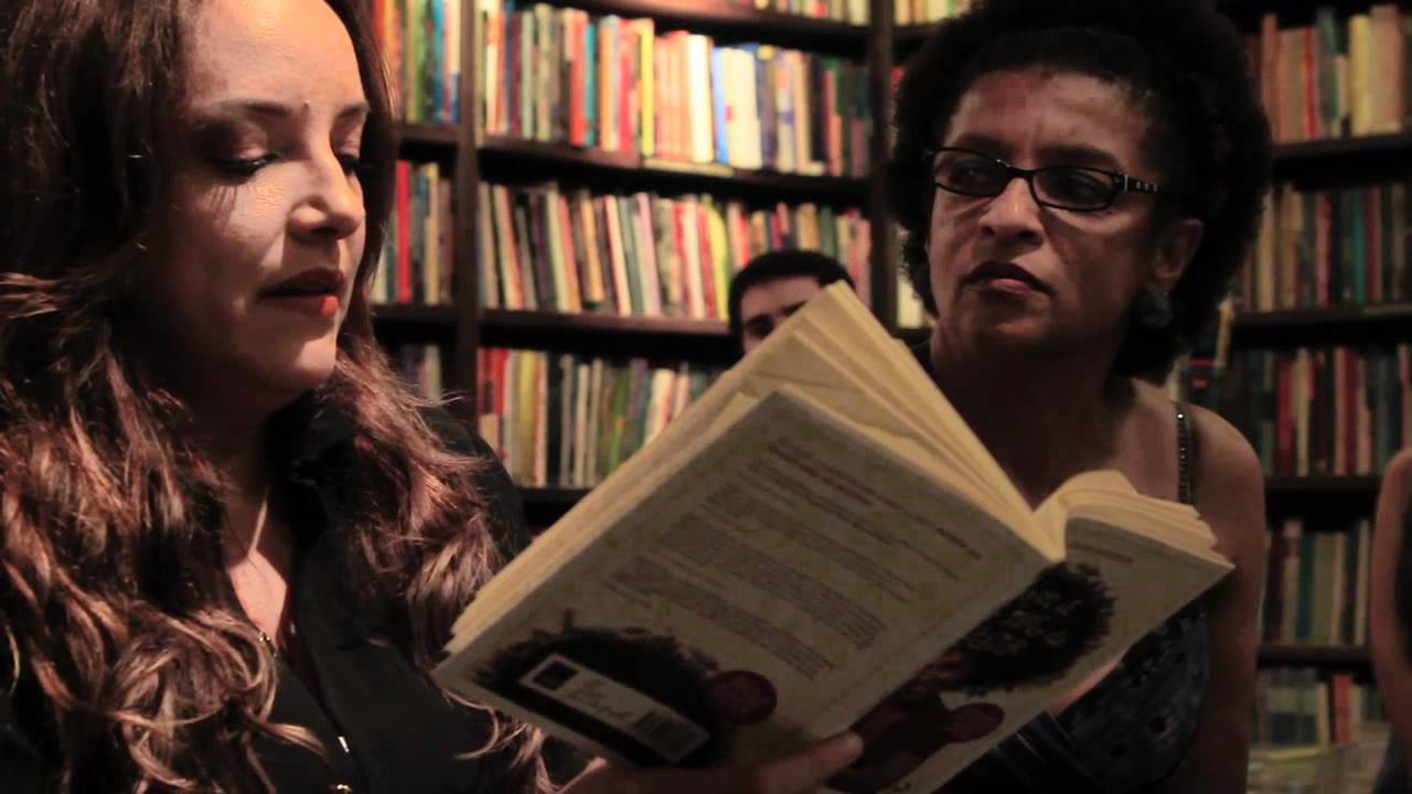 Elisa Lucinda  -   dormindo com o inimigo(HD)