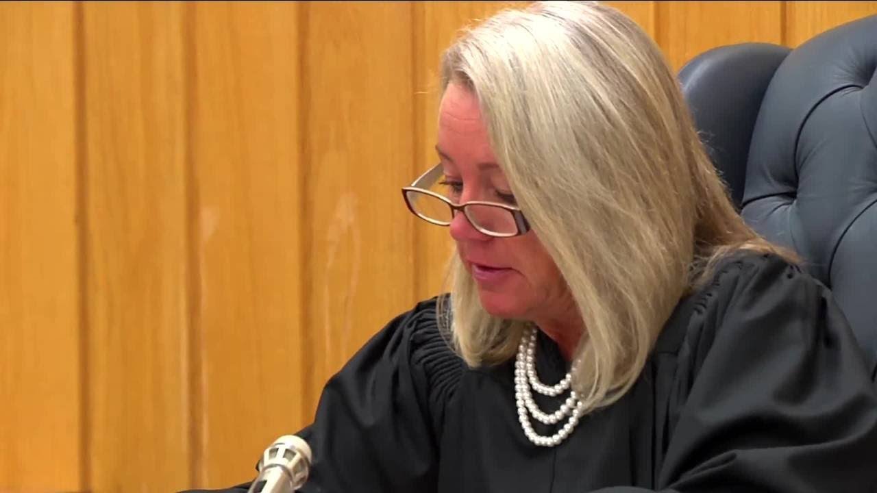 Judge sentences Nassar in Eaton County court