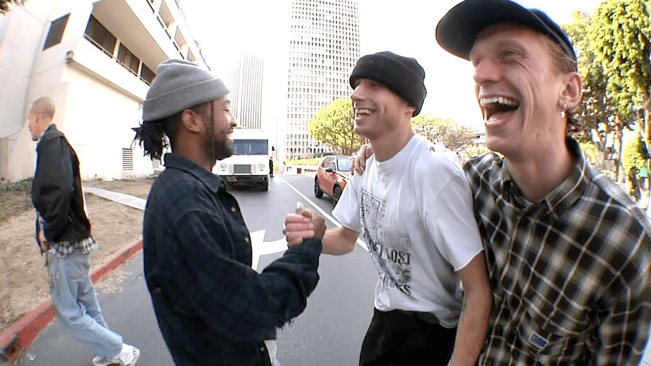 Rassvet Skateboards presents ЛУЧИ PACCBET WORLDWIDE