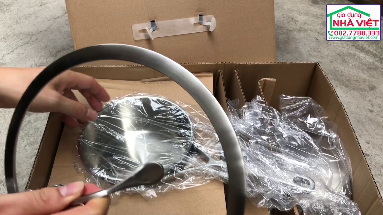 Trên tay bộ nồi Zwilling Essence 5 món inox 18-10