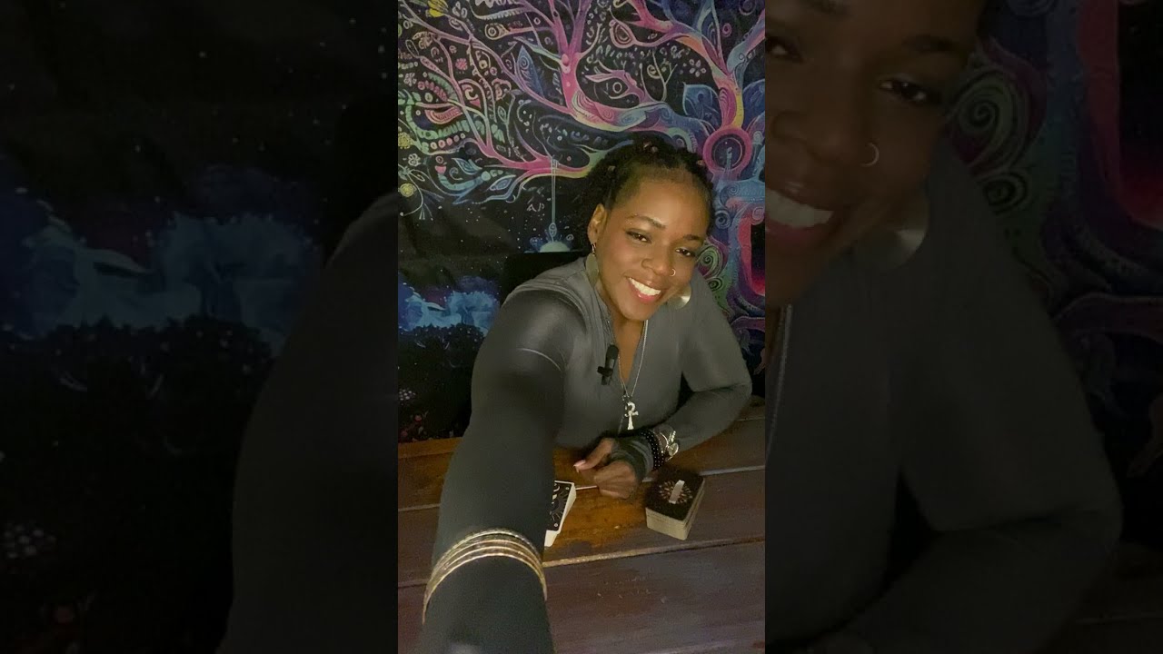 Этот человек хочет встать у вас на пути; он хочет, чтобы вы растворились в нём. #духовность #таро