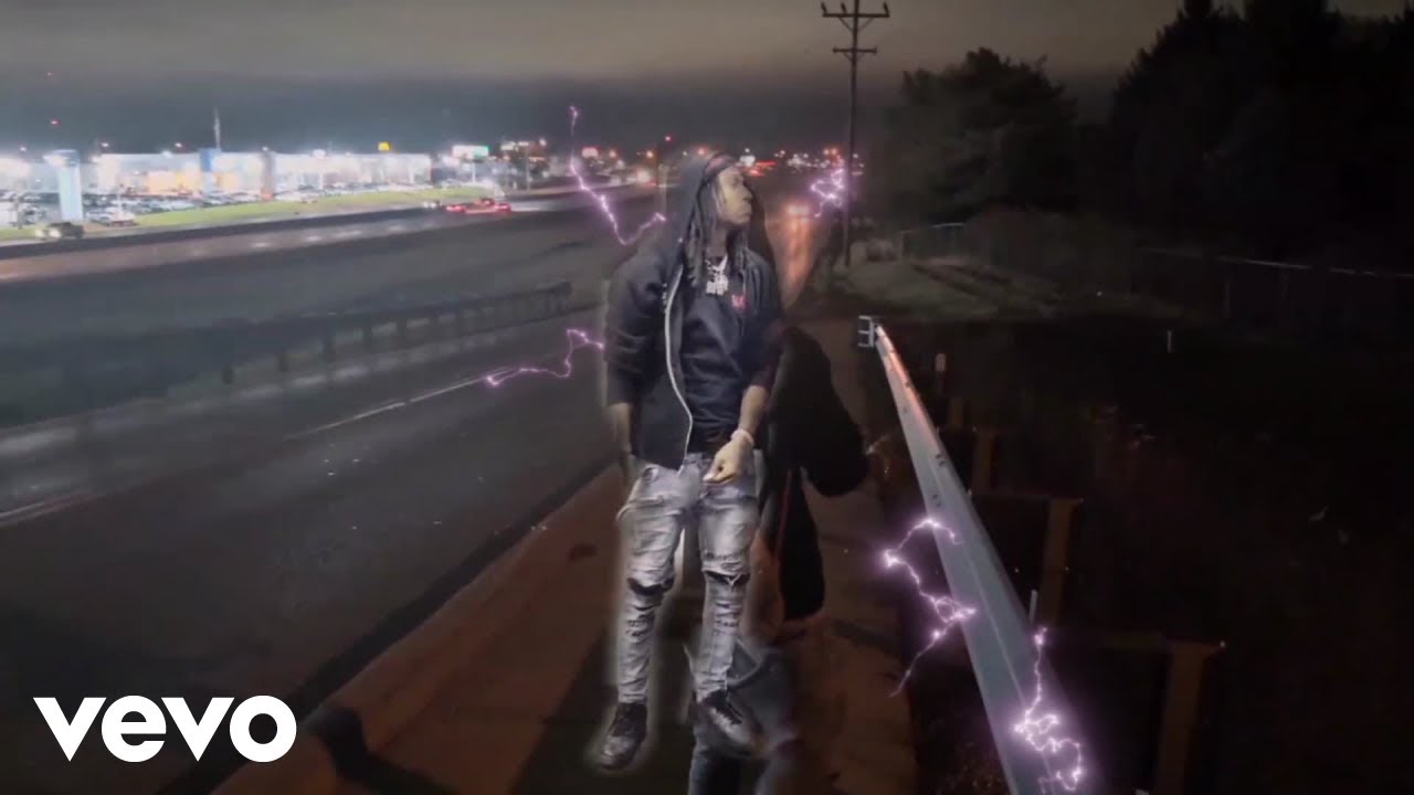 BANKBOIFRANCO - #OUTTATOWNCHEAPUHHH (Official Music Video) ft. AllOutW4r