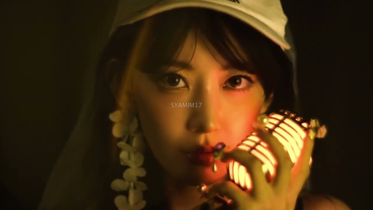 LE SSERAFIM (르세라핌) 'HOT' (ROCK VERSION)