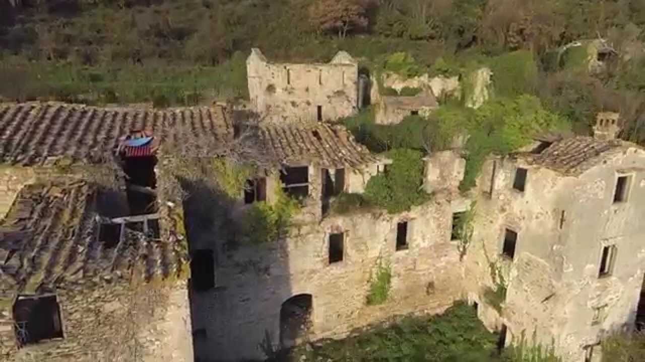 Mirteto: resti dell'antico borgo monastico - Asciano.