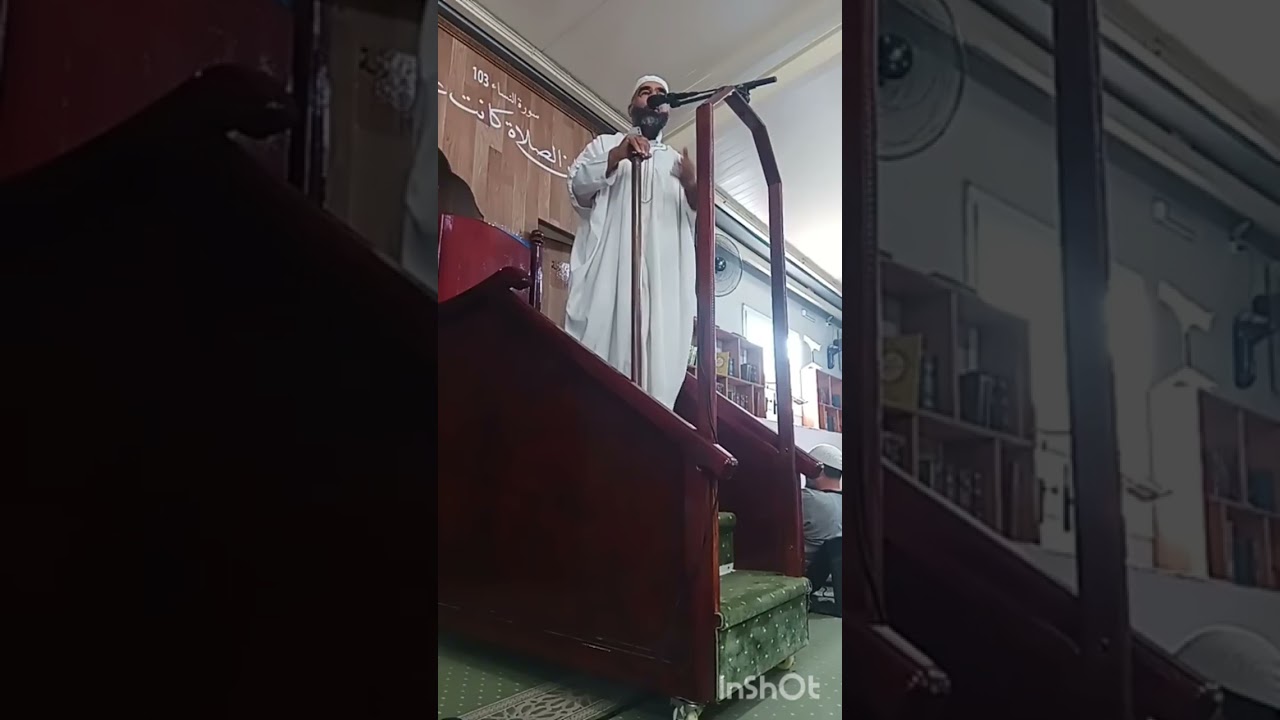 الجزائر امازيغ وعرب وحدهم الاسلام فلا يستطيع ان يفرقهم احد.