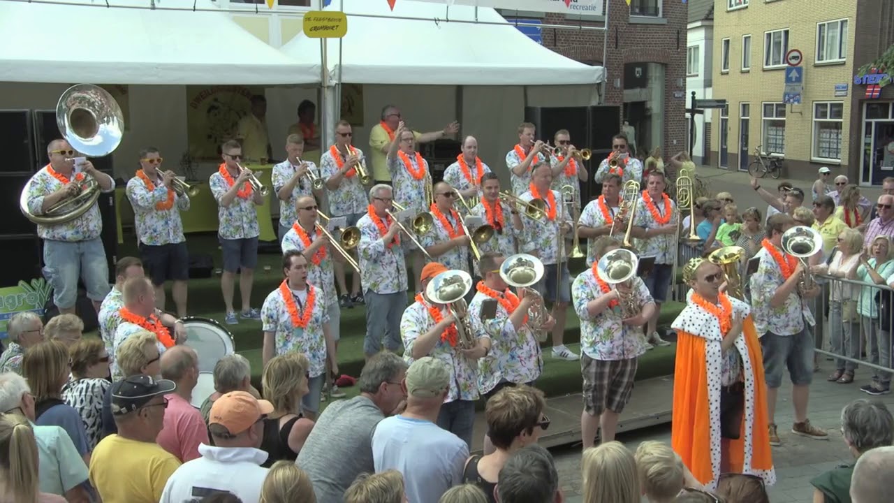 FEESTBENDE: Wilhelmus