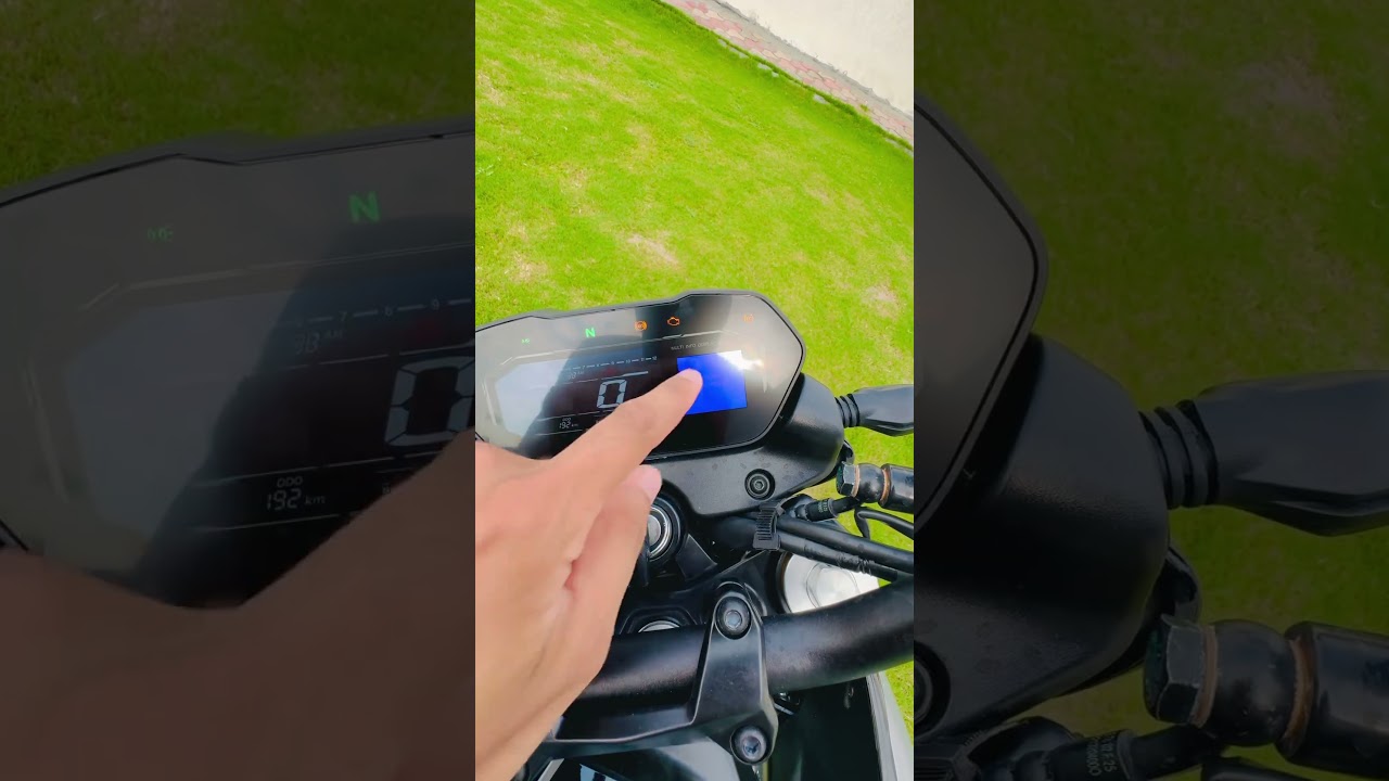 How to turn on/off NS400z traction control 
