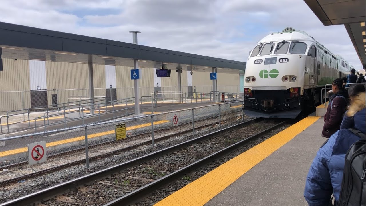Canadian Train Adventures: My Unfiltered First Impressions!