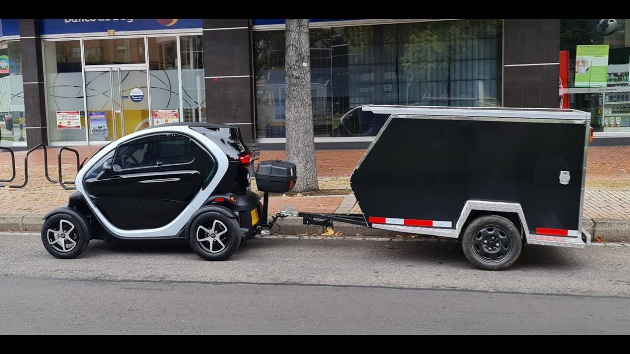 Un Renault Twizy con habitación Rodante