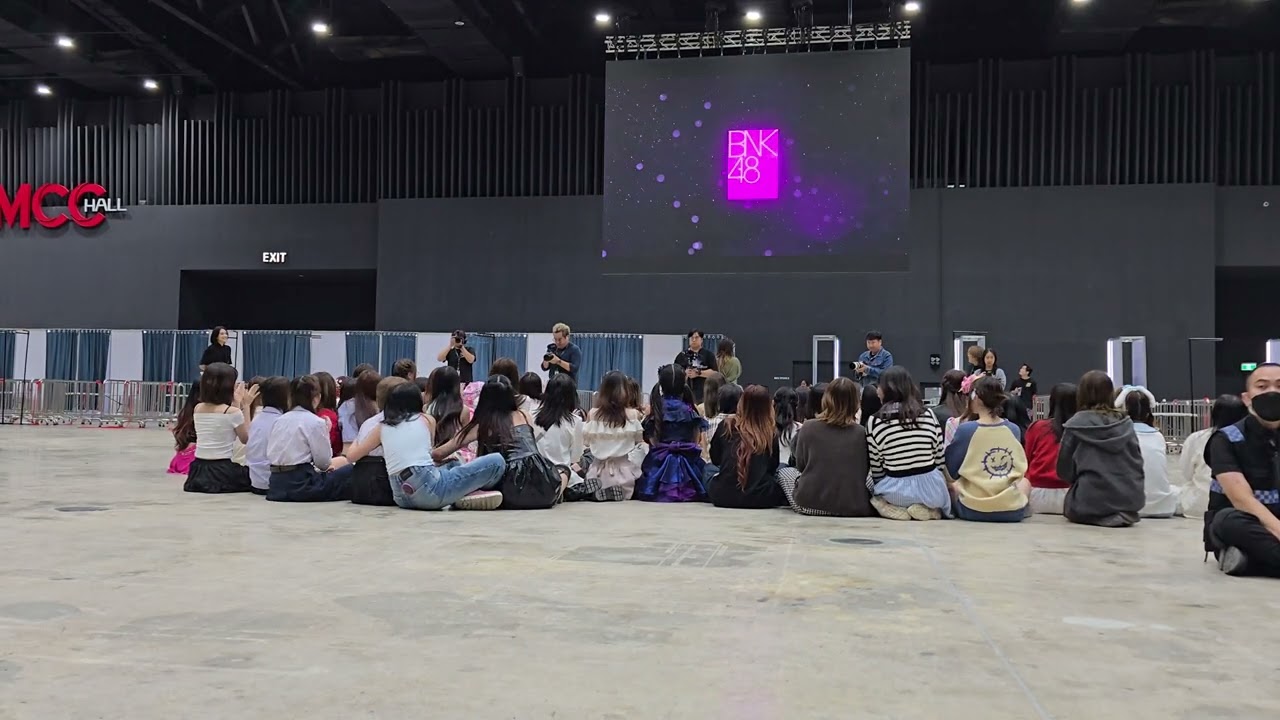 [fancam] BNK48 18th Single Announcement “Green Flash”