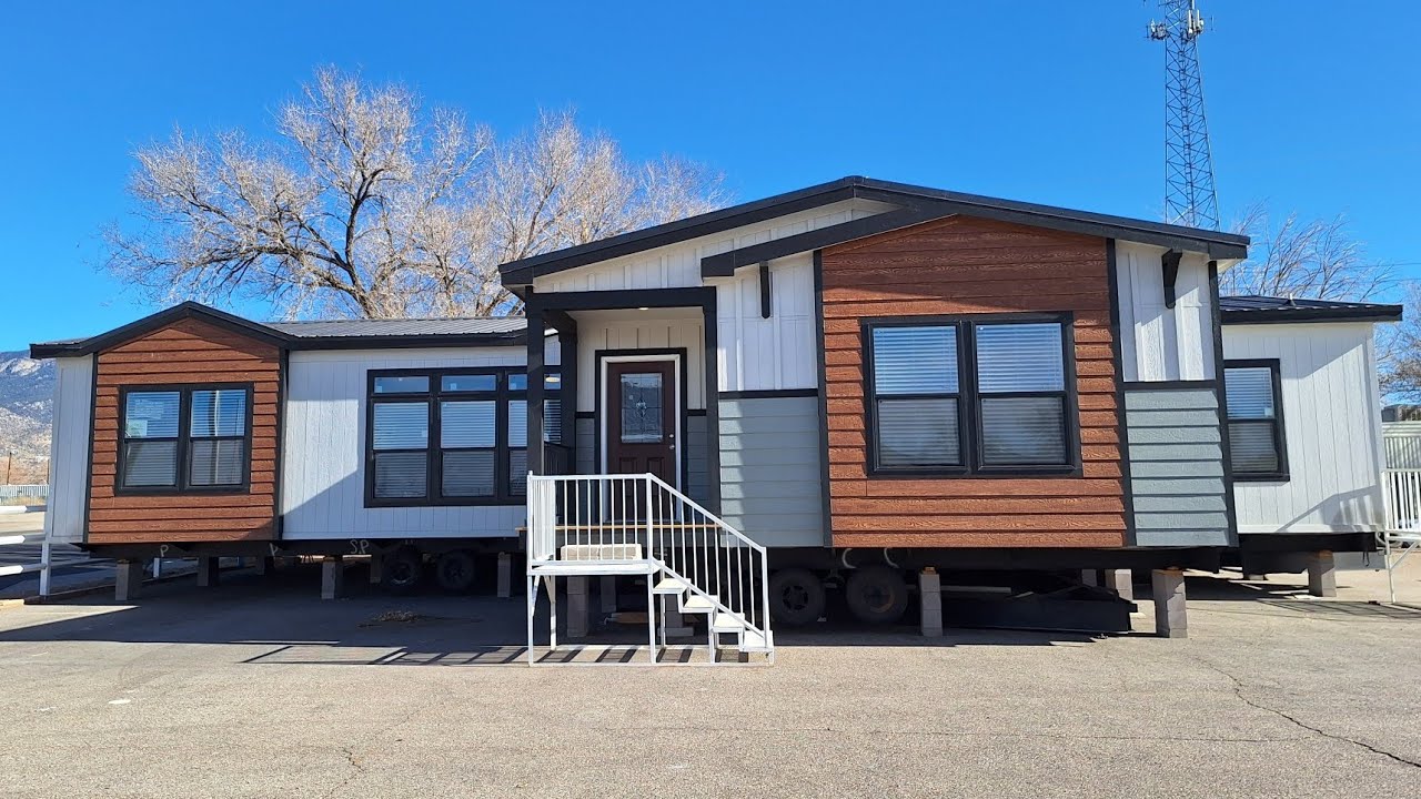 Винтажный фермерский дом Palm Harbor Homes Flex 47643A | 3 спальни, 2 ванные комнаты | 2302 кв. ф...