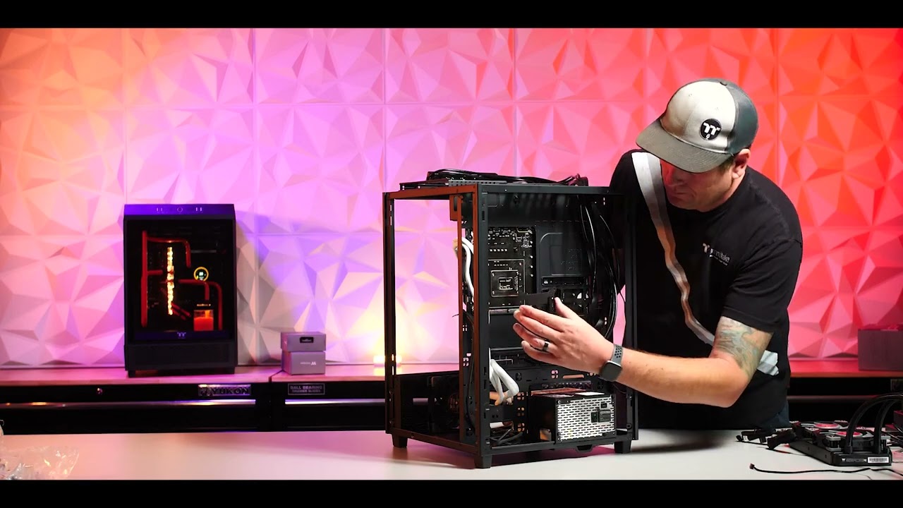 Корпус Thermaltake – система формата Tower 500 Mid-Tower.