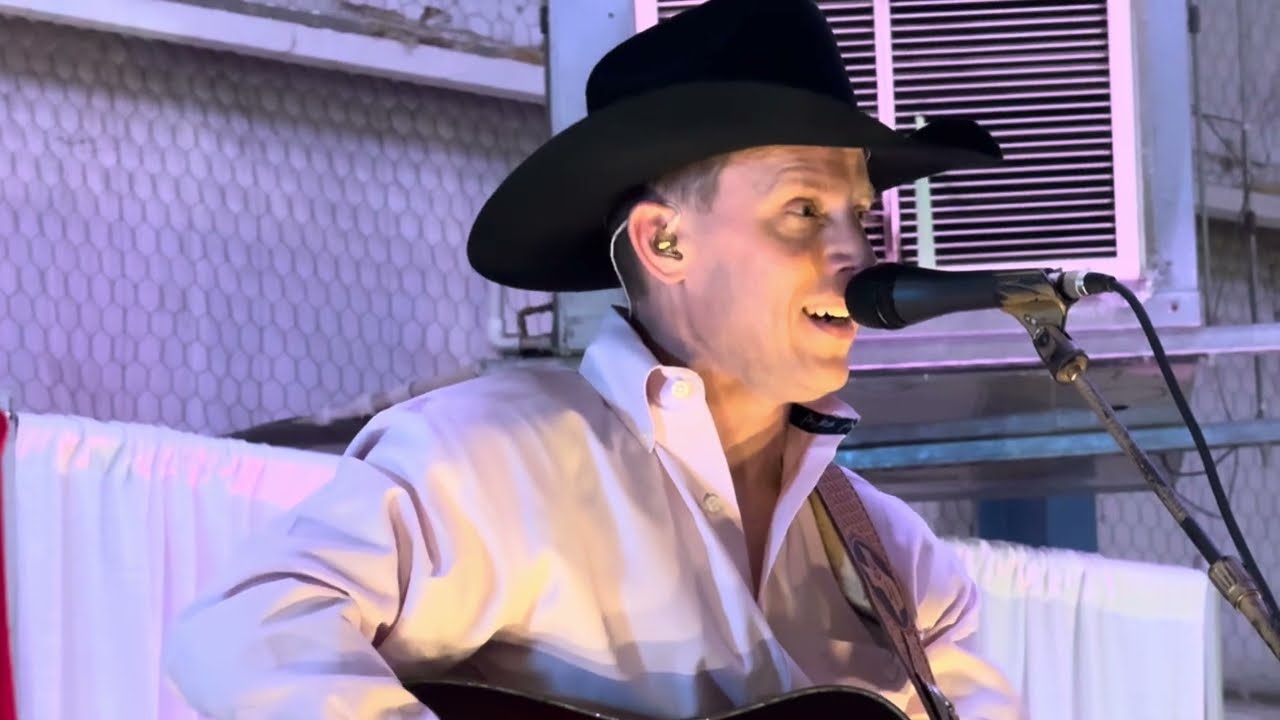 WHEN DID YOU STOP LOVING ME by Brady Honeycutt with the Brady Honeycutt Band at Canton TX 2-14-26