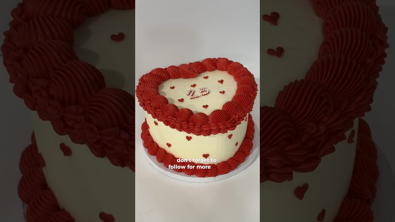Винтажный торт-сердечко❤️ #винтажныйторт #микропекарня #ванильныйторт
