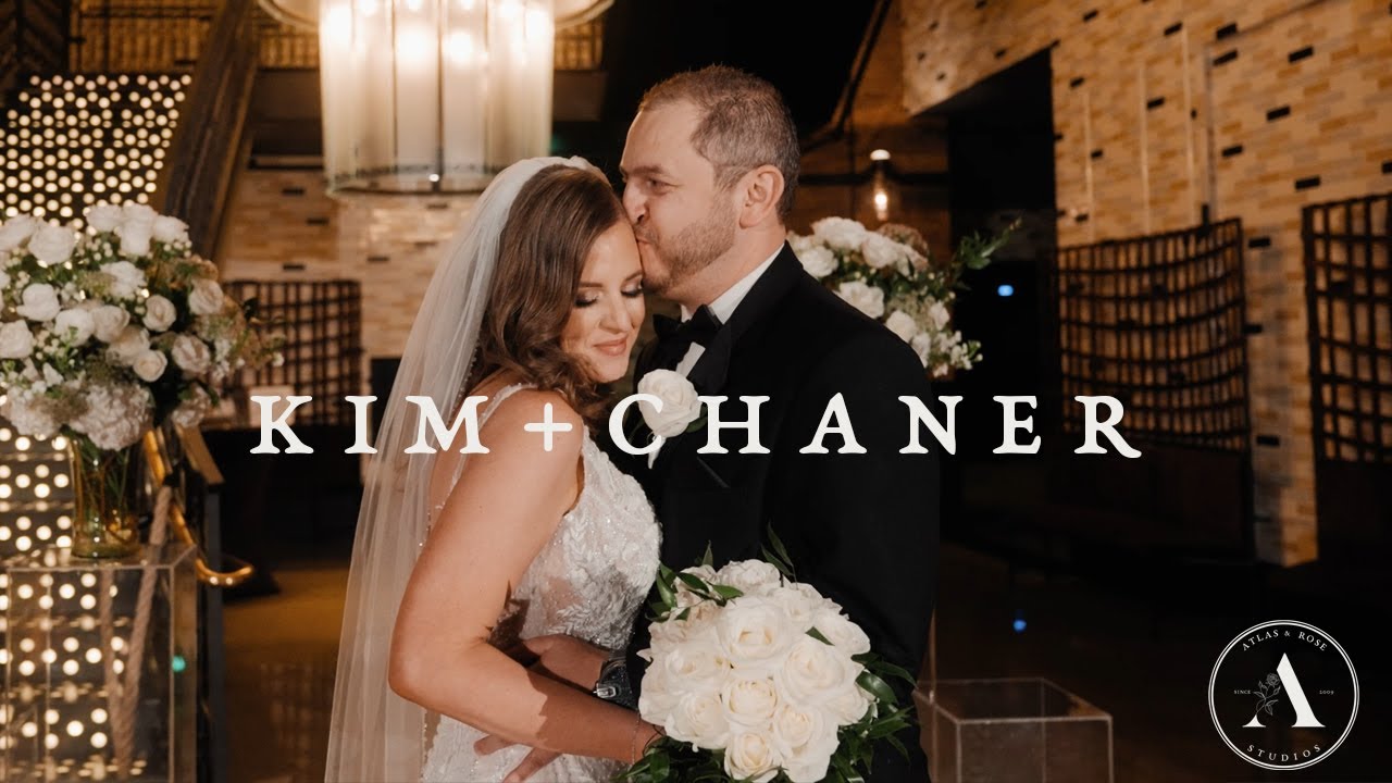 Stylish Las Vegas Wedding | The Cosmopolitan Resort Las Vegas Nevada Wedding