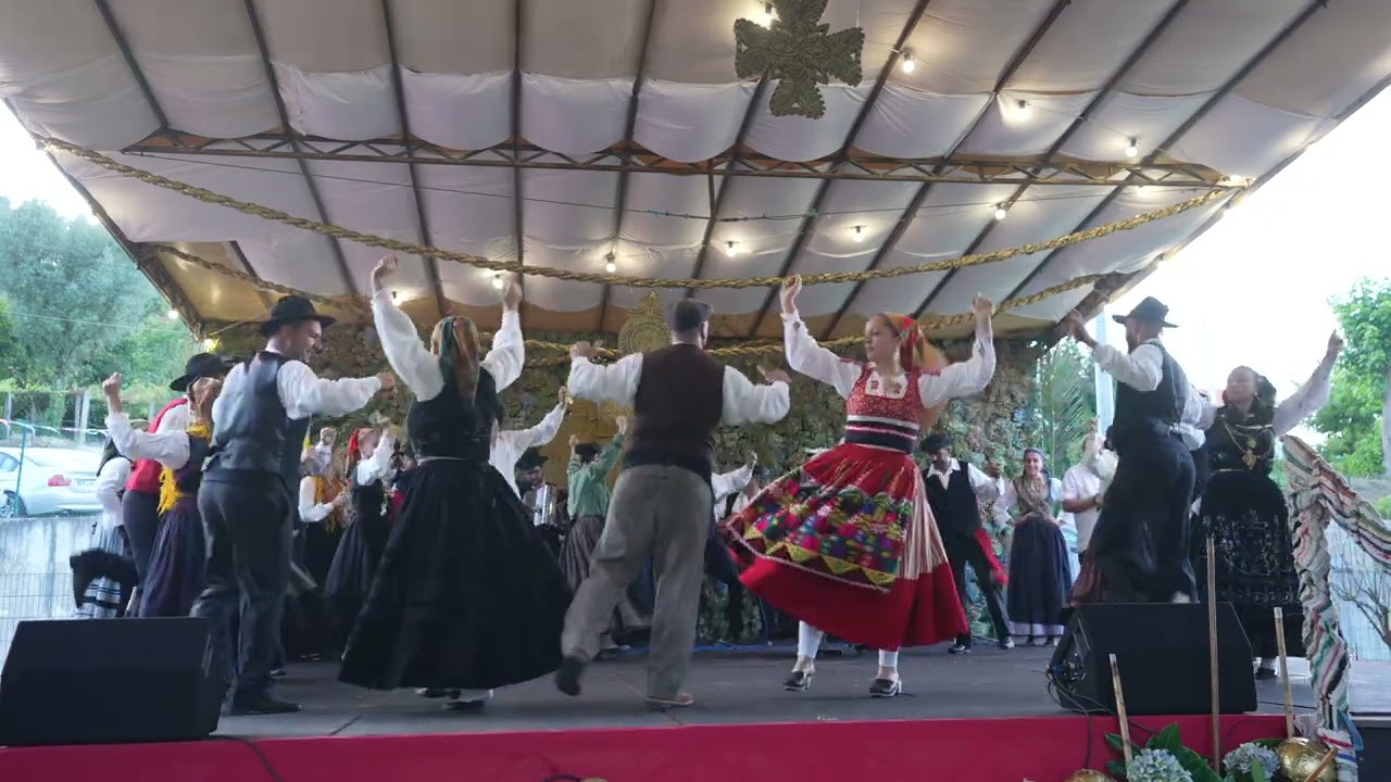 RANCHO FOLCLÓRICO ESTRELAS DO NORTE-GONDORIZ-AVV NO XXXIV FESTIVAL DAS LAVRADEIRAS DE GONDUFE - PTL