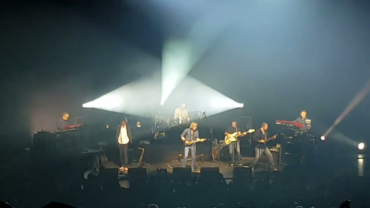 The Dire Straits Experience - Money For Nothing (live @Stadthalle Vienna 2018-01-19)