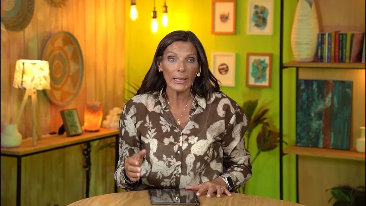 Bien con Lourdes - Horóscopo de hoy y mañana con Lourdes Ferro 13/03/2026