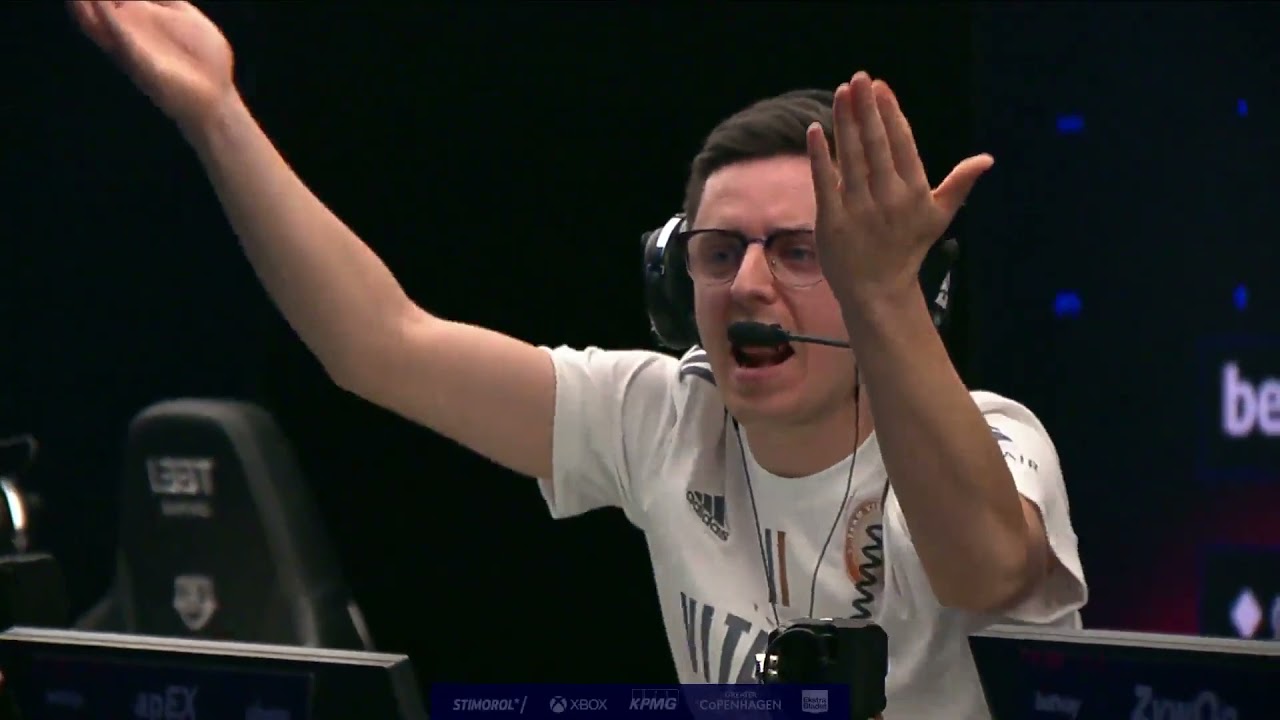 Apex Trolling Crowd Blast Premier 2021 Vitality vs Astralis