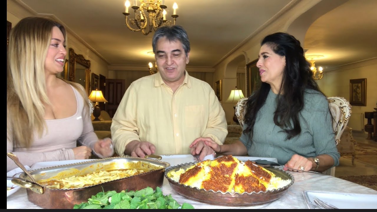 طرز تهیه خورشت قیمه لذیذ.                   Recipe of Ghaymeh stew