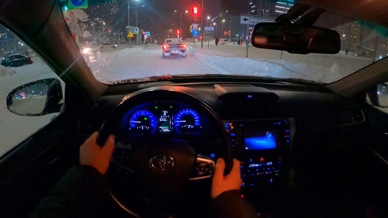 Toyota Camry - Driving in snowfall