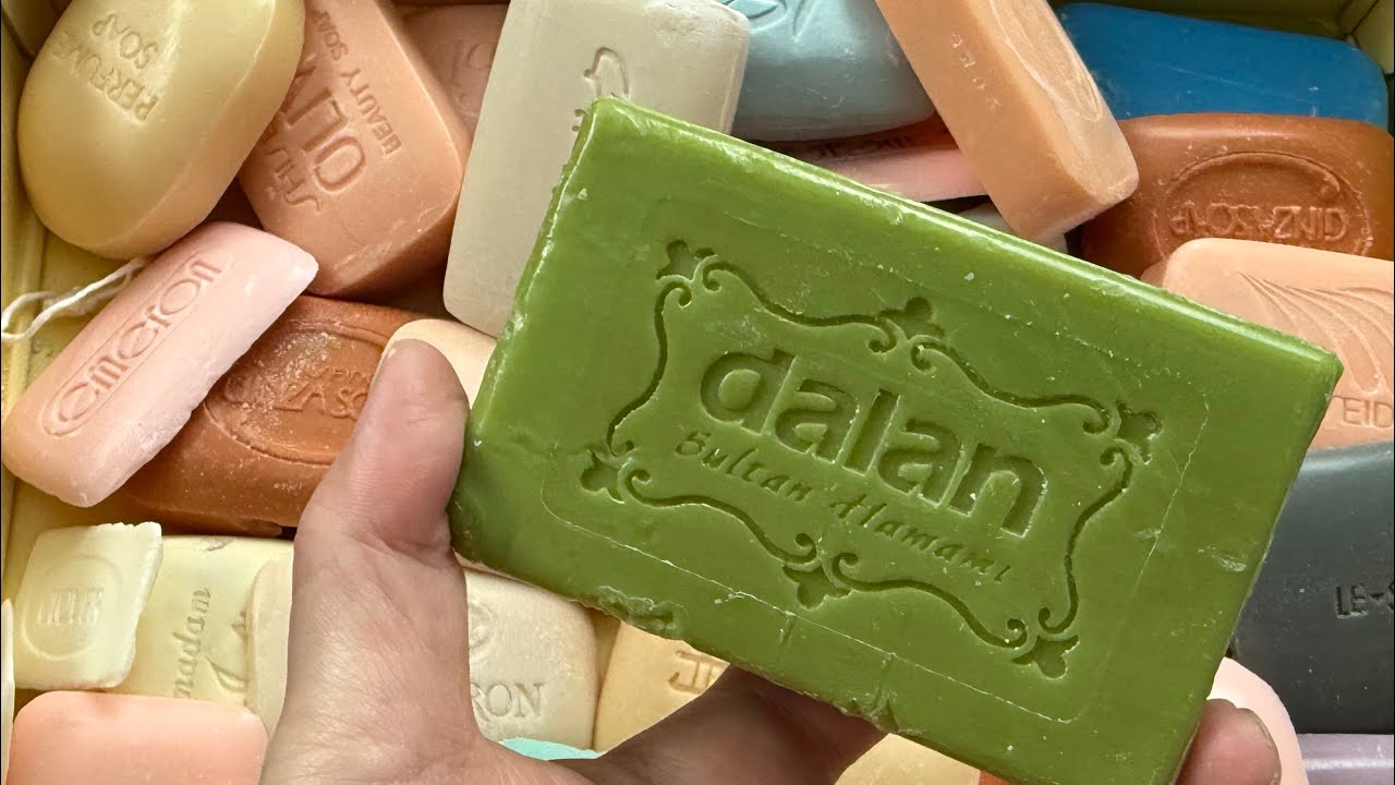 石鹸を割ったり削ったり。asmr soap