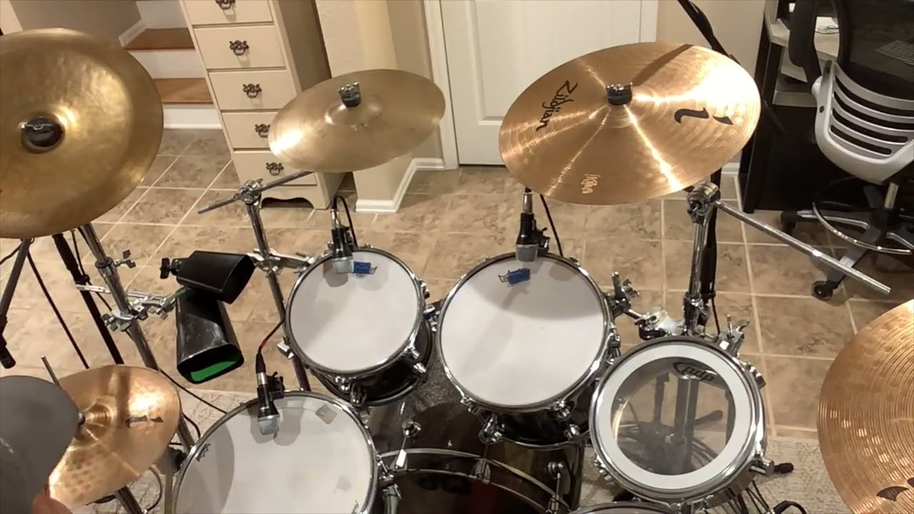 #Aguita de coco # El roble drums cover