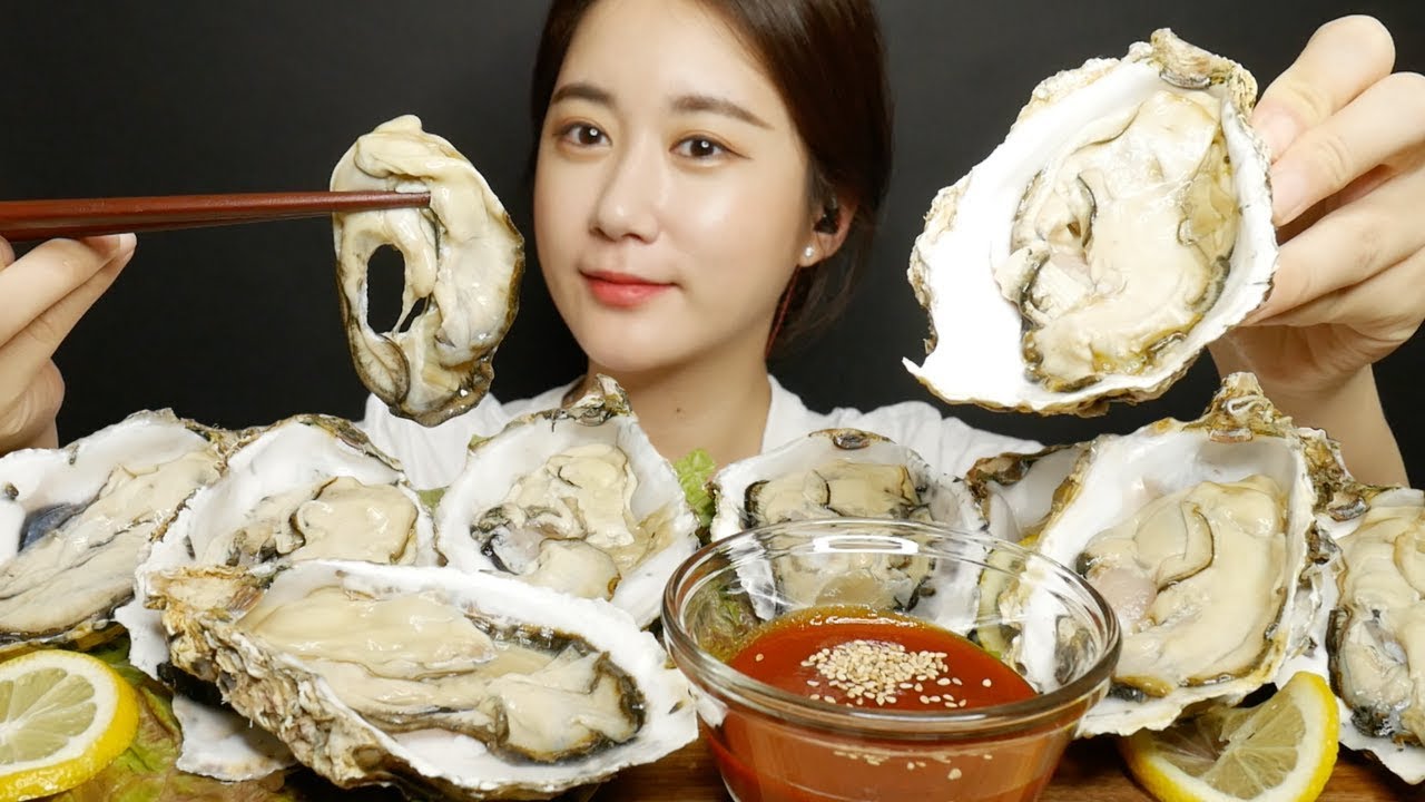 SUB)ASMR MUKBANG 개체굴 먹방 Big Oyster カキ หอยนางรม محار Real sound Mukbang Eating Sound