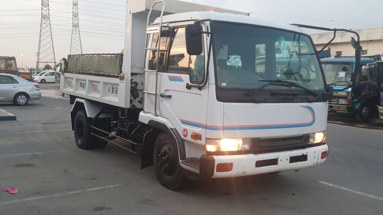 Nissan Condor dump , 4 to 5 ton loading capacity , good condition Ready to use
