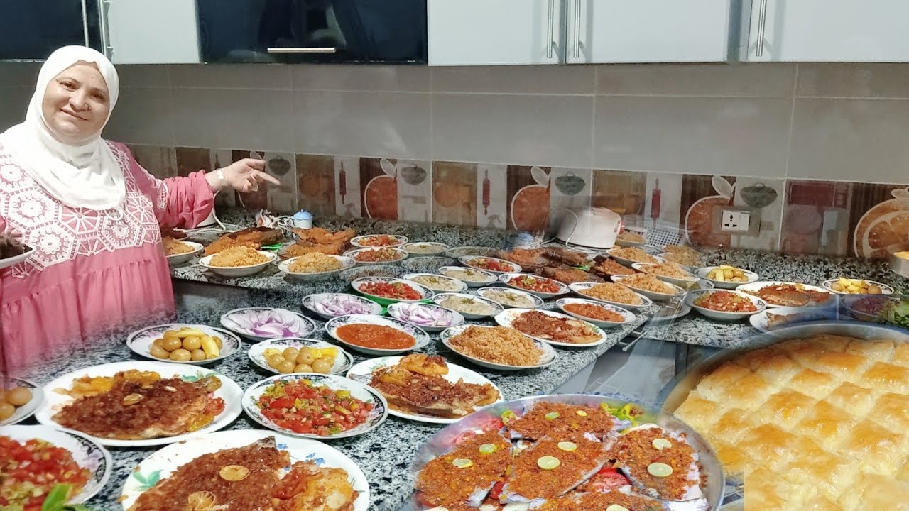 لما يجيلك تلفون الحبايب جين لازم تقومى جرى يله ياابو حسام  نعمل اكله كلها  اسماك مشكله