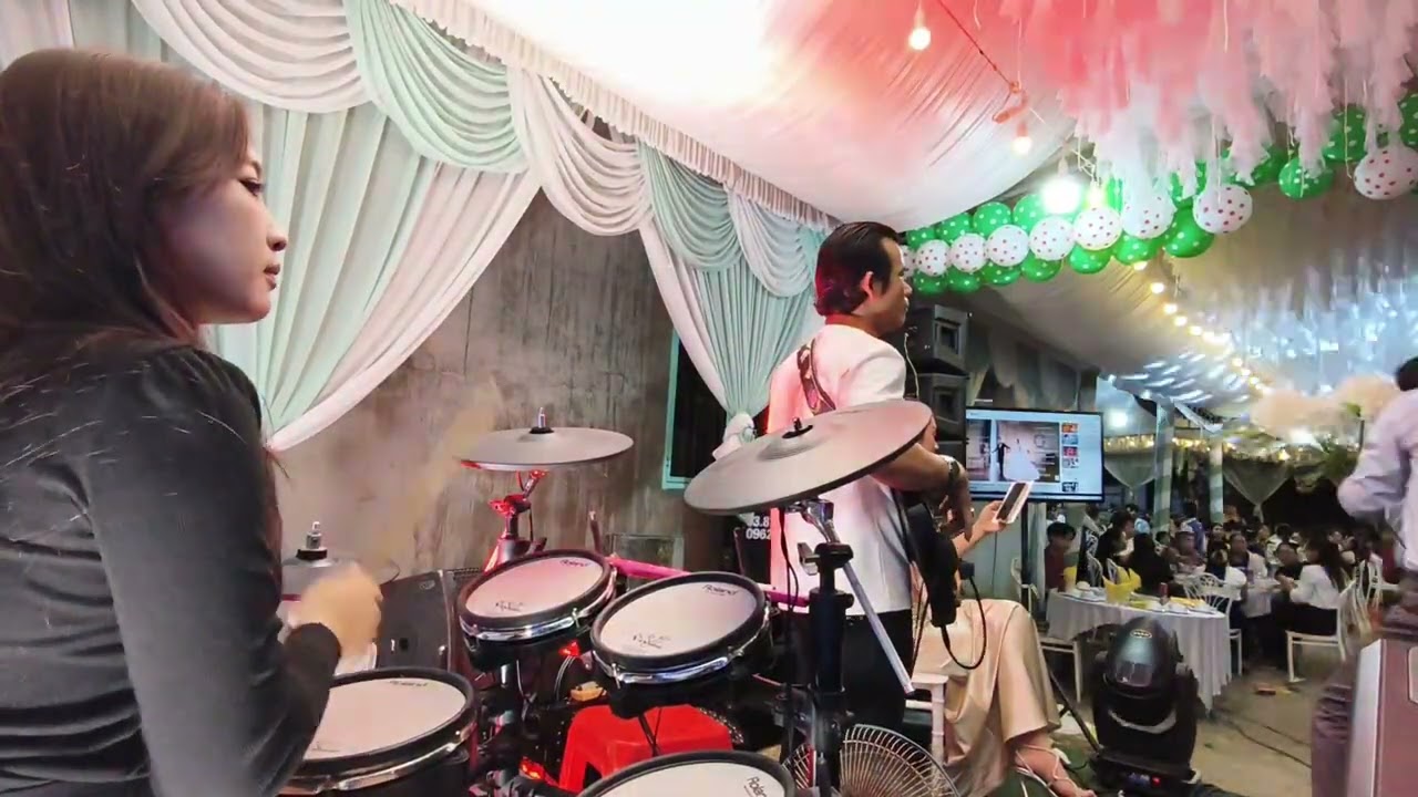 Khúc Tính Nồng , Ông Chú Hát Quá Sung | NiNI Drum