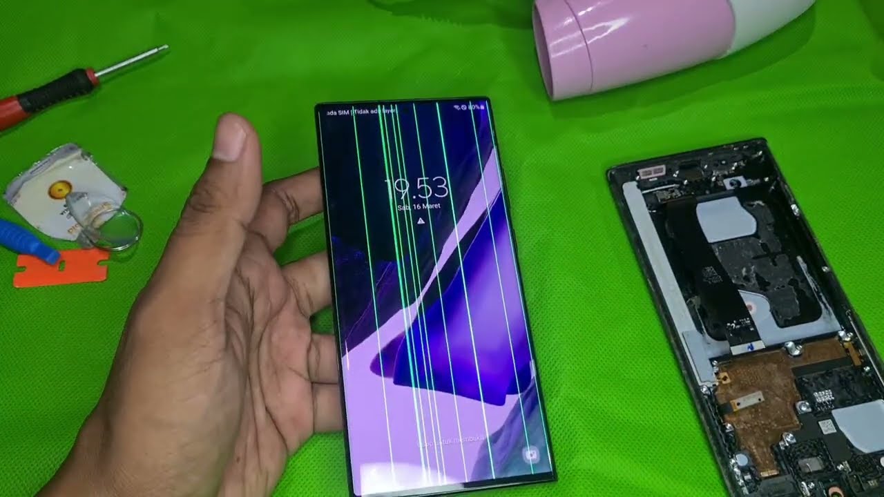 Проблема с зелеными полосами на экране Samsung Note 20 Ultra, недорогое решение