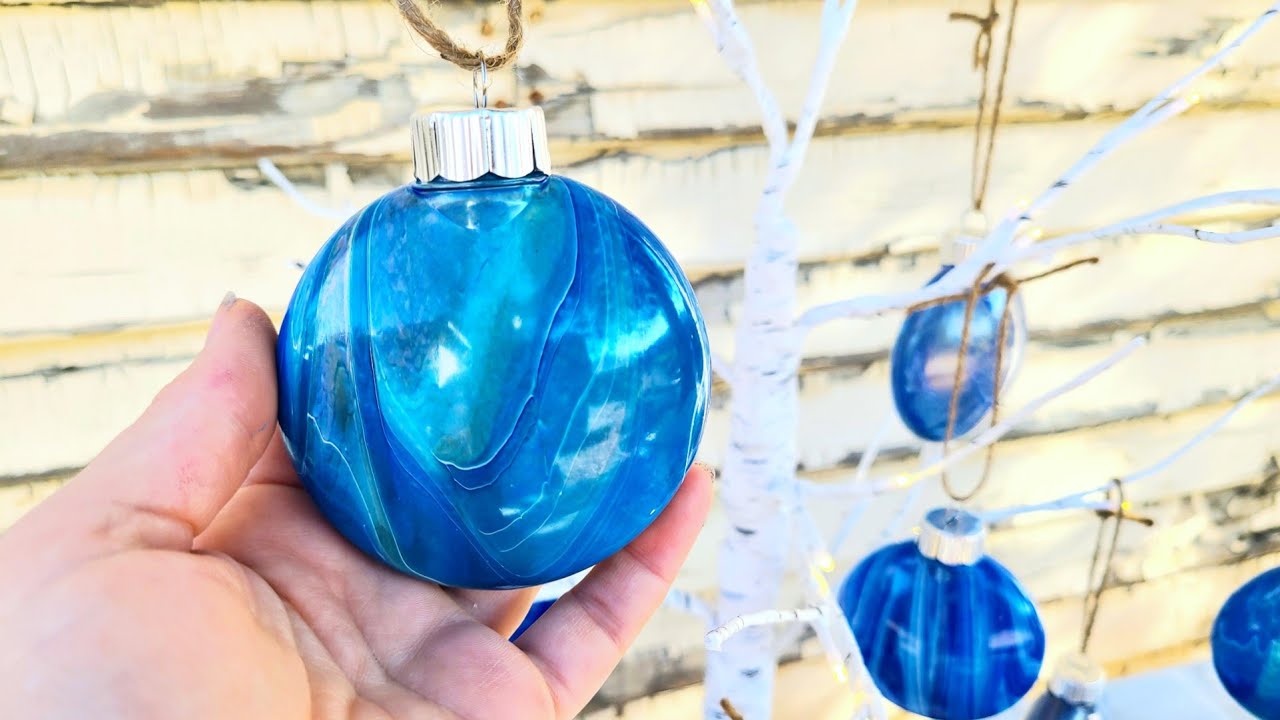 Acrylic pouring Christmas ornaments with Jake Isham - Beach colors
