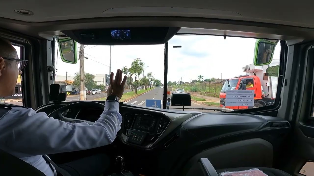 Rodoviária de Londrina/ nova garagem da Viação Garcia  