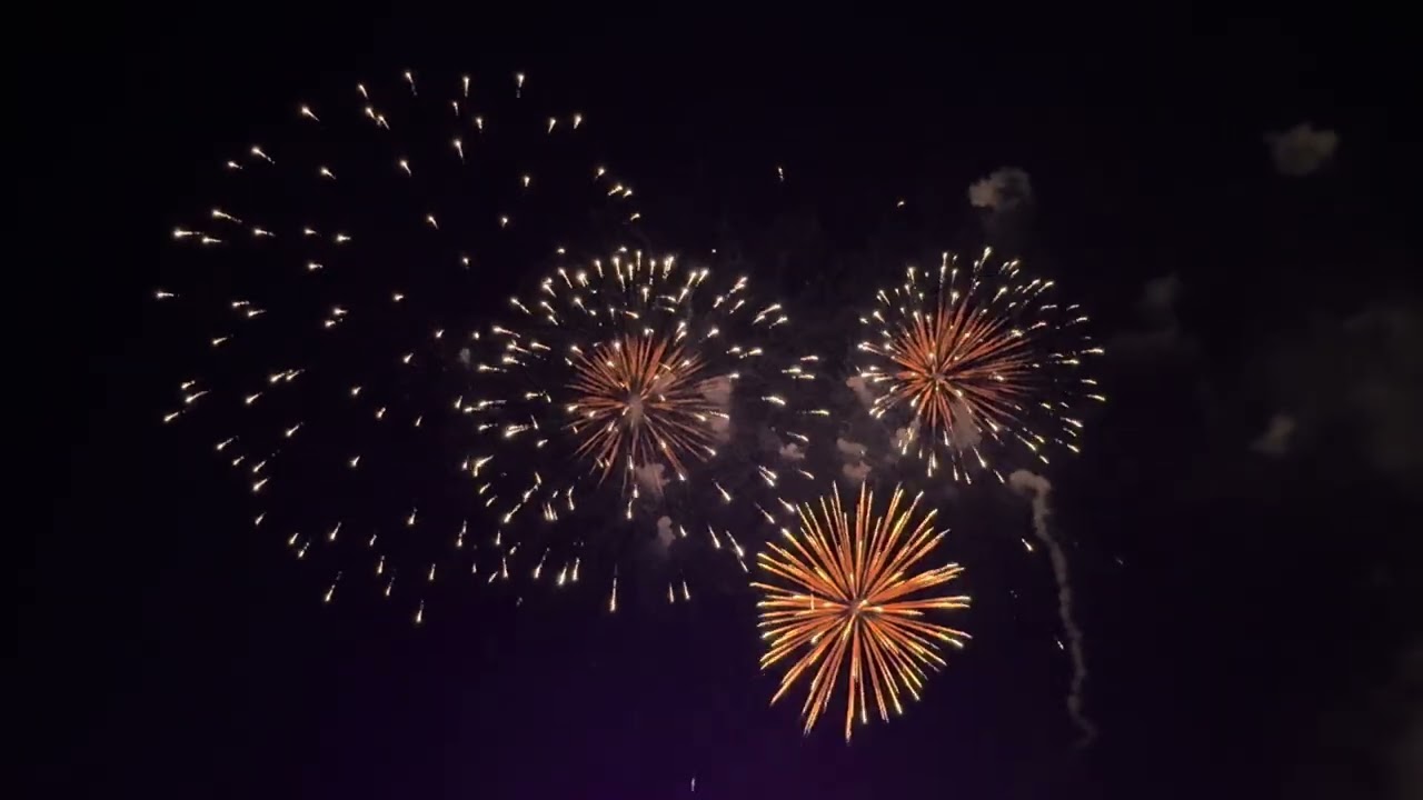 旭川冬まつり2026 花火ライラック