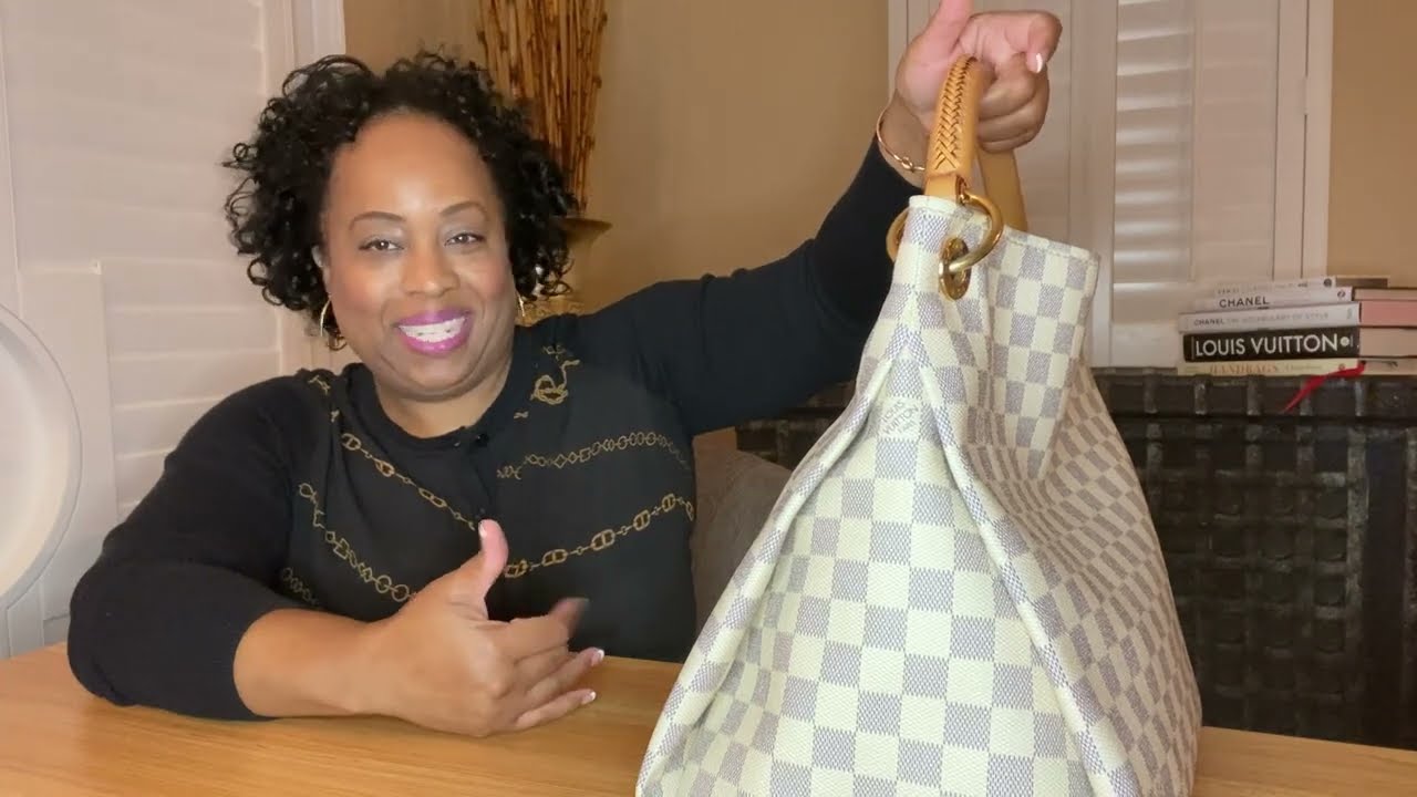 Louis Vuitton Artsy MM review