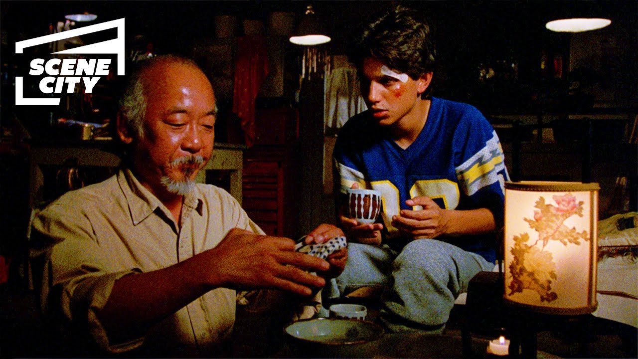 Karate Kid: Miyagi Acepta Enseñar a Daniel (Ralph Macchio, Pat Morita)