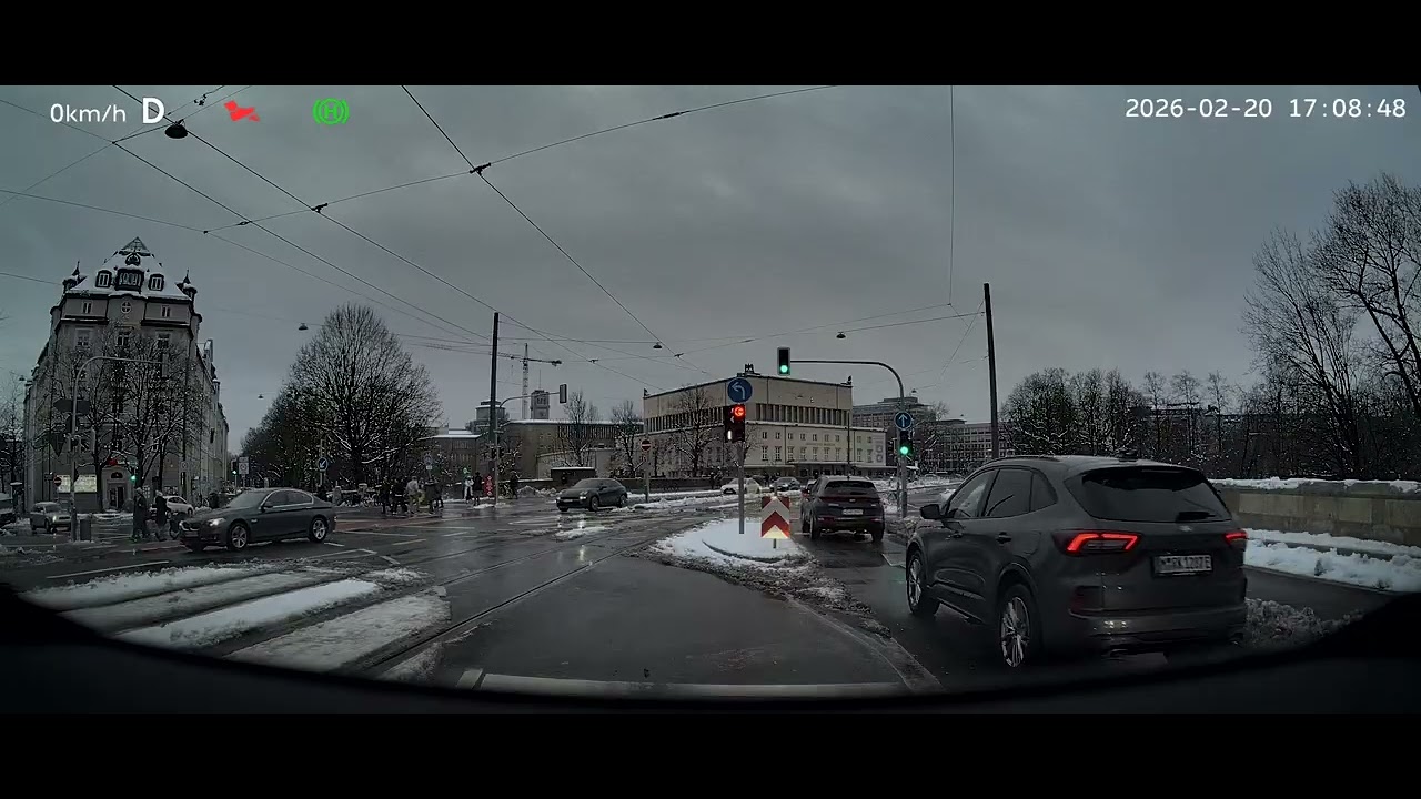 Munich Traffic Test (Germany): Spot the Dangerous Mistake!