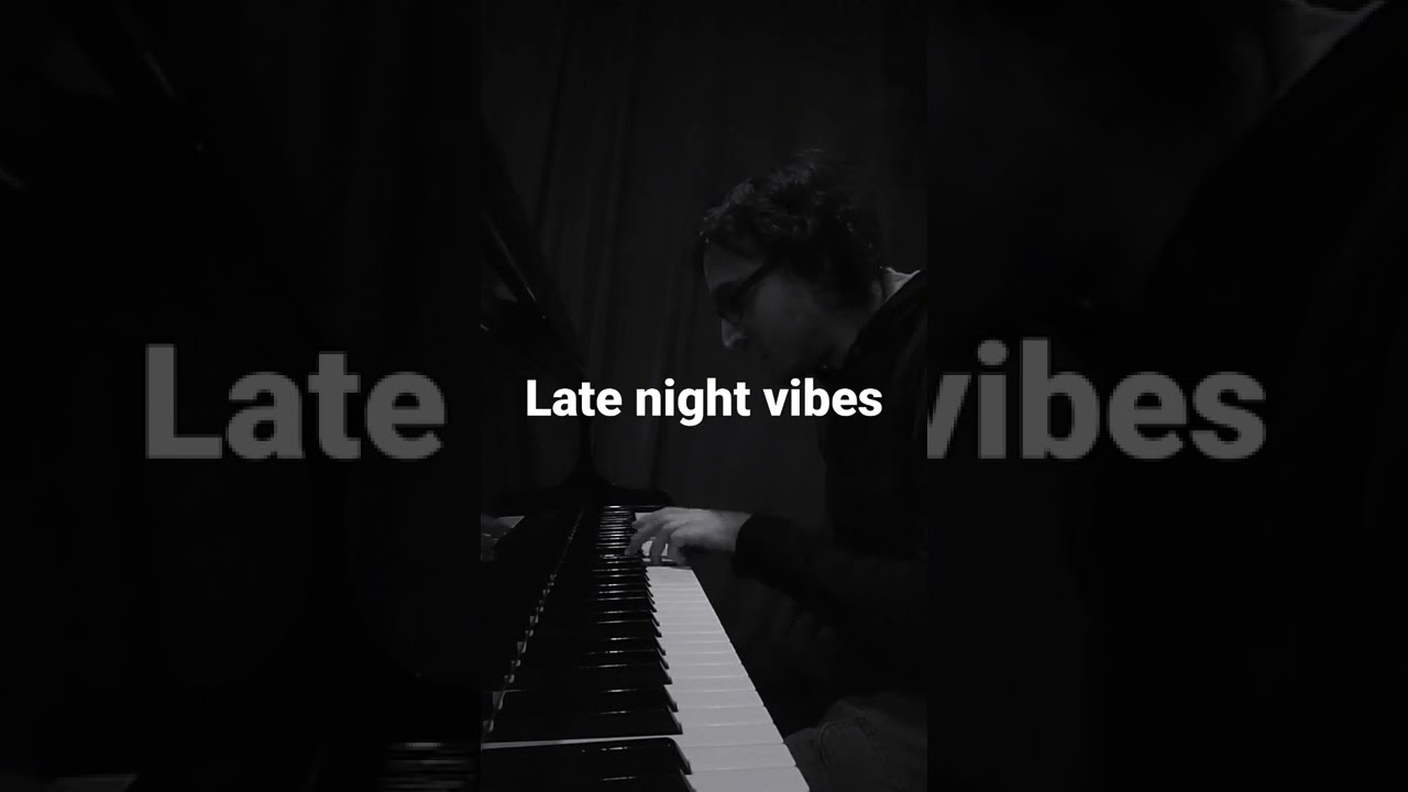 Chick's Pain...at night 👻 #piano #latenight #chickspain #studiosismique