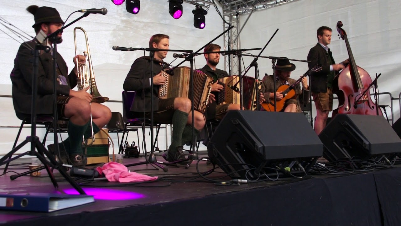 Die Volksliedwerk-Kapelle, VoLXmusik on Air, 7-1 &copy; OlmHERZ
