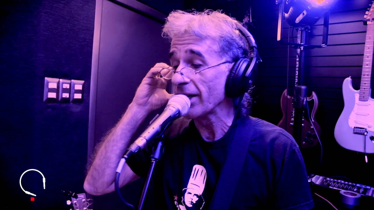 Actitud Modulada - 10:27 (En Vivo Desde El Estudio)