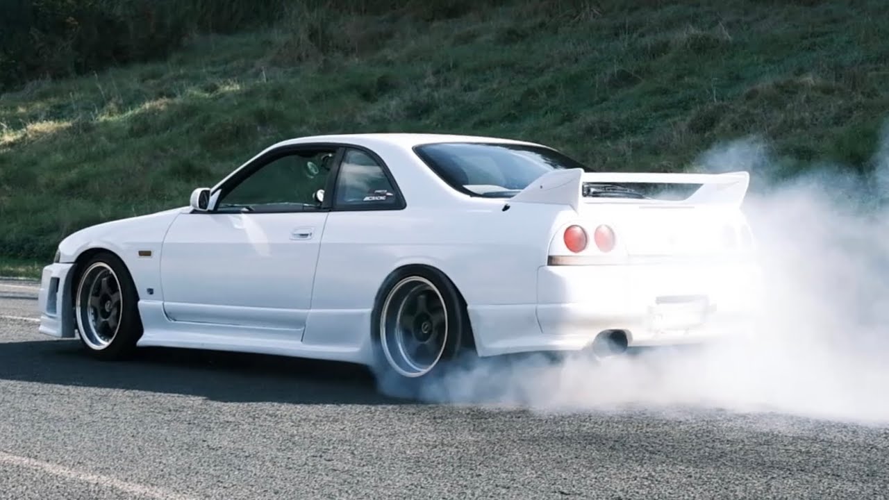 Nissan Skyline R33 GTS-T: One Of The Best Sounding JDM Cars