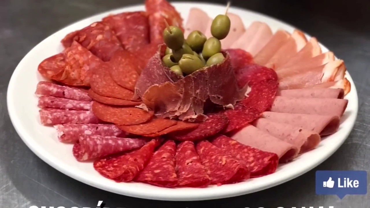 COMO DECORAR UN PLATO DE CARNES FRÍAS O EMBUTIDOS, how to make a plate of cold meats or sausages